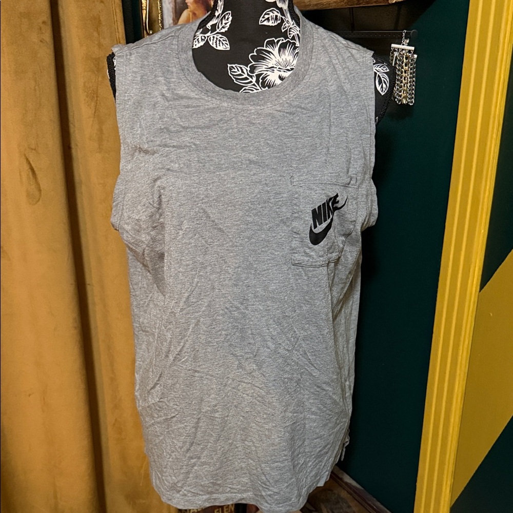 Nike Women's Heather Gray Muscle Tee